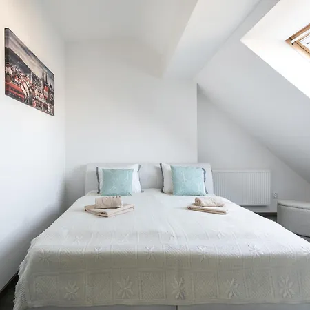 The Loft Holesovice Apartment